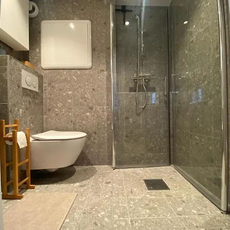 Апартаменты Entire Renovated From 1780 With Kitchen, Bath, Bedroom, And Living In Skuteviken